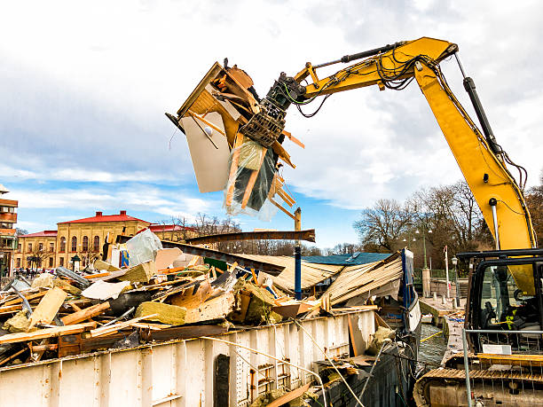 Best Commercial Junk Removal  in Amherst, OH